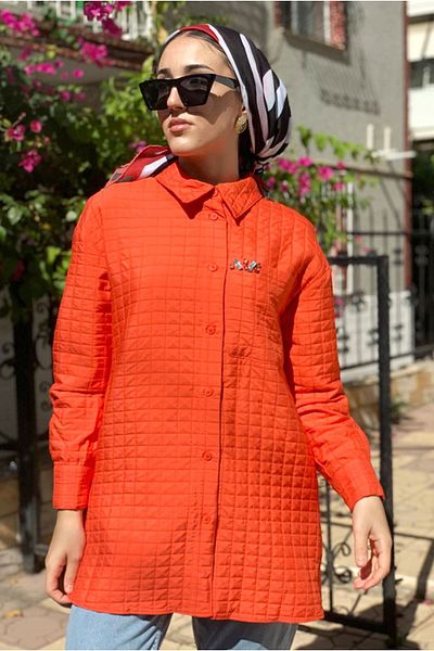 Moda Rosa 25K4121 - Light Red - Stein Detailed Quilted Jacket