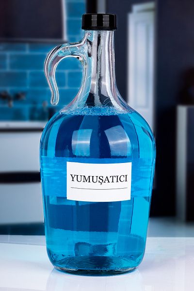 Karçiçeği Home Decorative Glass Softener Bottle 1500 Ml with Black Cap