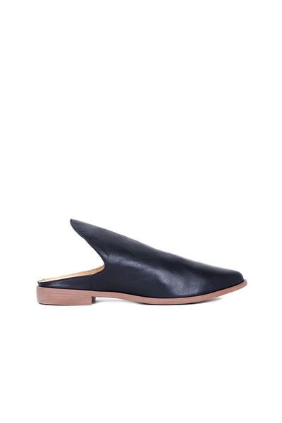 Bueno Shoes Papuci plati din piele neagra pentru femei - 01wn0139
