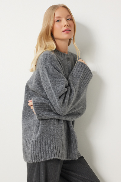 Lovelyİstanbul Yumuşak Dokulu Oversize Triko Kazak ANTRASİT LPF0063