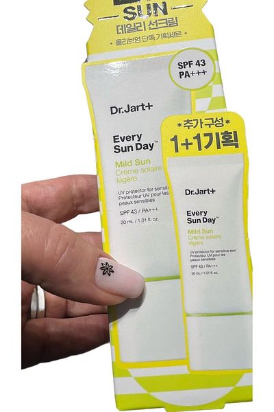 Dr. Jart+ Every Sun Day Mild Sun Spf43/Pa (30 ml 30 ml) 2 Sunscreen