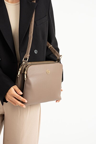 KONFOR SANMORRİS Kadın Çapraz Askılı 4 Bölmeli ve Metal Fermuarlı Omuz Çantas...