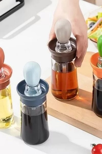 Ali The Stereo Glass Oil Pot with Chamber and Silicone Tip Vinegar Oil Egg and Sauce Brush Assortment - Lisinya Alithestereo