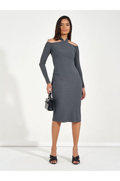 Styli Plain Cold Shoulder Sheath Midi Dress