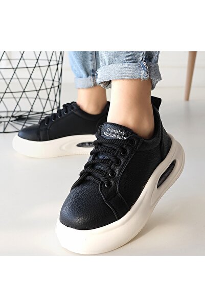 BESKAR Chris Black Leather Lace-Up Sneakers