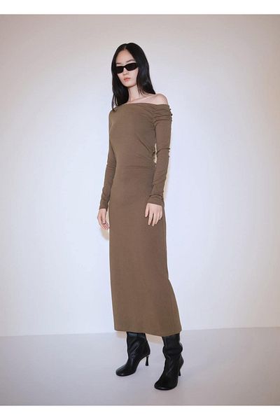 MANGO Woman Asymetryczna sukienka z rozcięciem
