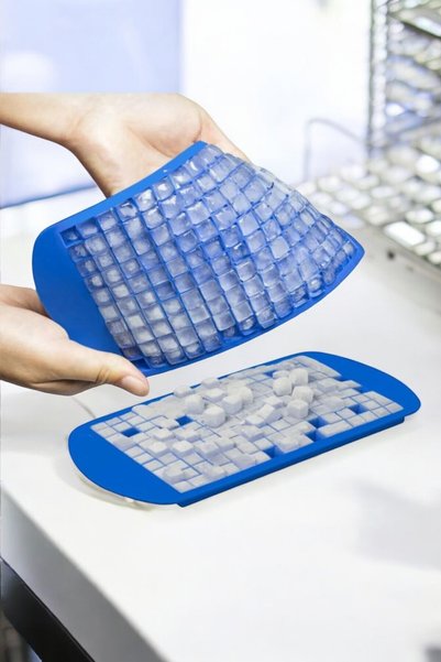 CocoVia Practical 160Pcs Silicone Tiny Cube Shaped Ice Mold |   Mini Ice Cube