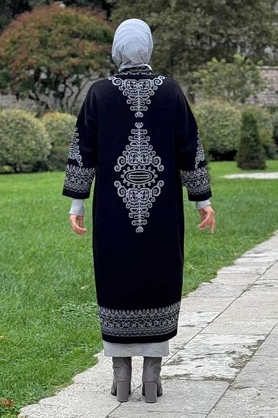 Bym Fashion Ζακέτα με γκλίτερ έθνικ μοτίβο με λεπτομέρεια πλεκτό 18189 Μαύρο-ασημί