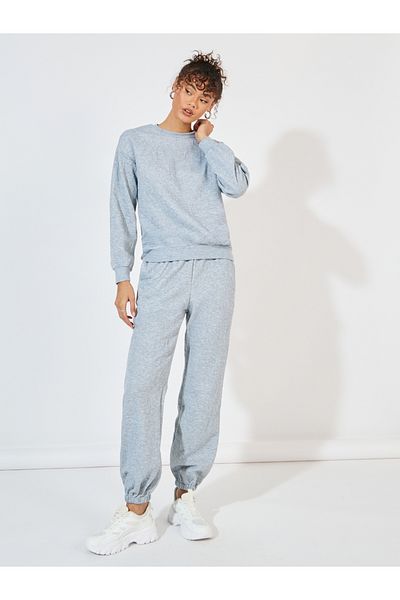Styli Embossed Look Sweatshirt & Cuffed Jogger Co-Ords