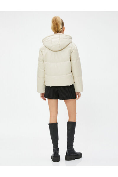 Koton Puffer Jacket Kapsa s kapucí a koženým vzhledem, Detailní Zapínání na zip