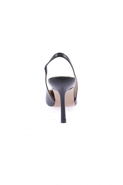 DGN Kadın Sivri Burun T Ve B Harf Tokalı Arkası Açık Topuklu Ayakkabı Siyah 81163236