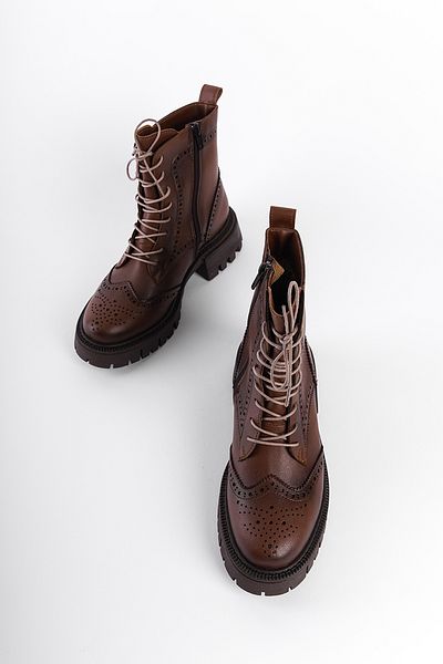 Capone Outfitters Damenstiefel mit seitlichem Reißverschluss und Trak-Sohle