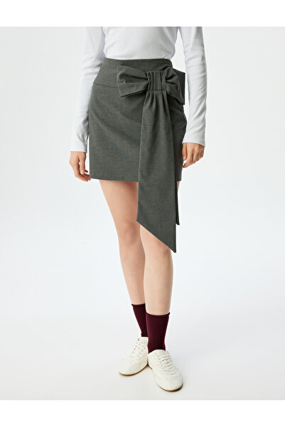 Koton Mini Fiyonk Detaylı A Kesim Etek