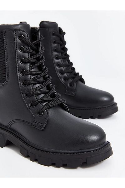 LC Waikiki LCW STEPS Μαύρες δερμάτινες μπότες για κορίτσια με κορδόνια και φερμουάρ