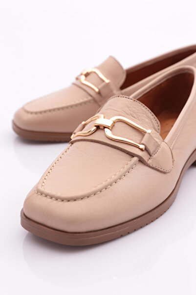 DGN 08 Women's Iron Blunt Toe Ballerinas