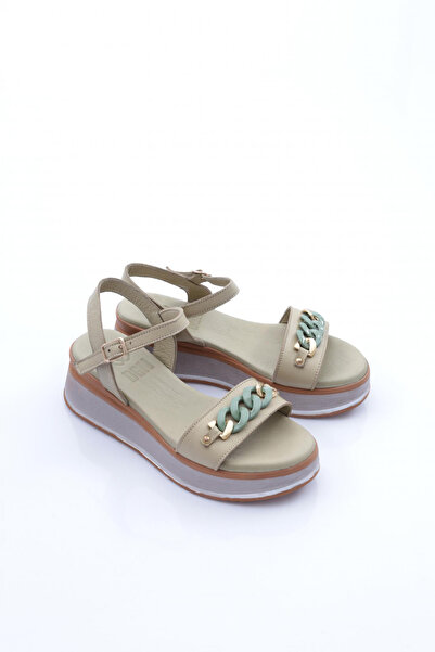 DGN Women's Heeled Shoes 271135108