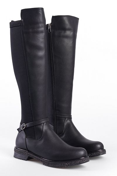 Capone Outfitters Unterhalb des Knies. Damenstiefel aus Tauchstoff mit Banddetail vorne und seitlichem Reißverschluss