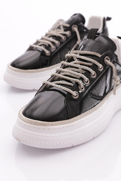 DGN Kadın Taş Ip Bağcıklı Kalın Taban Spor Ayakkabı Siyah Paraşüt Beyaz 35662682