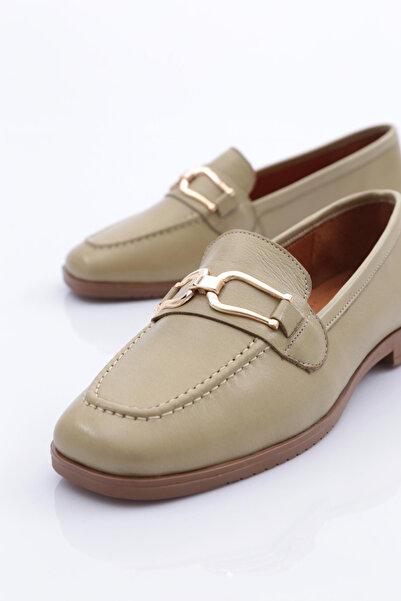 DGN Women's Iron Blunt Toe Ballerinas Genuine Leather Scorpion 1932110