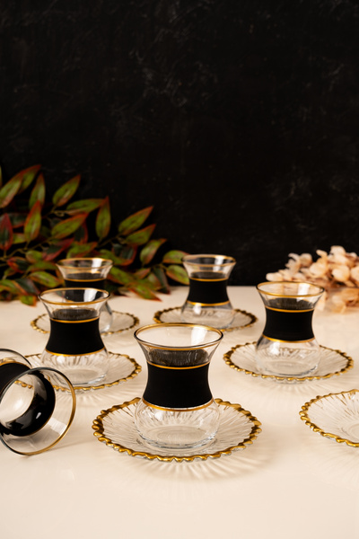 MEST 12 Parça 6 Kişilik Siyah Gold Yaldızlı Cam Çay Bardağı Seti – Sofralarınıza Şıklık ve Zarafet Katın