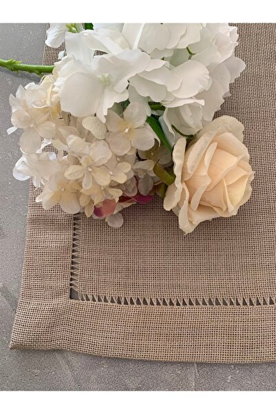 DUYGU KUMAŞ Ajur Detaylı Linen Kumaş Runner