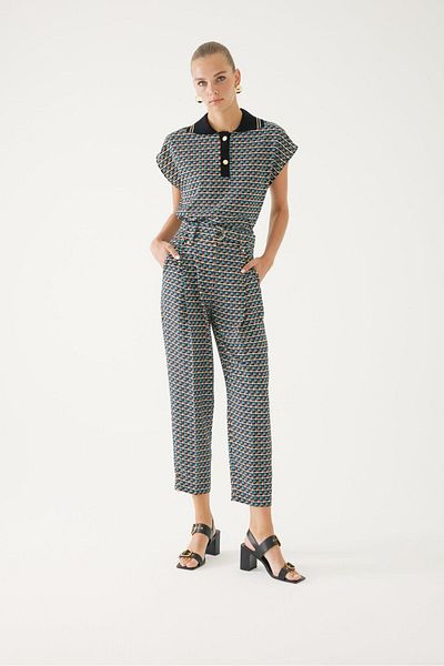 Exquise Mixed Patterned Ankle Cut Trousers