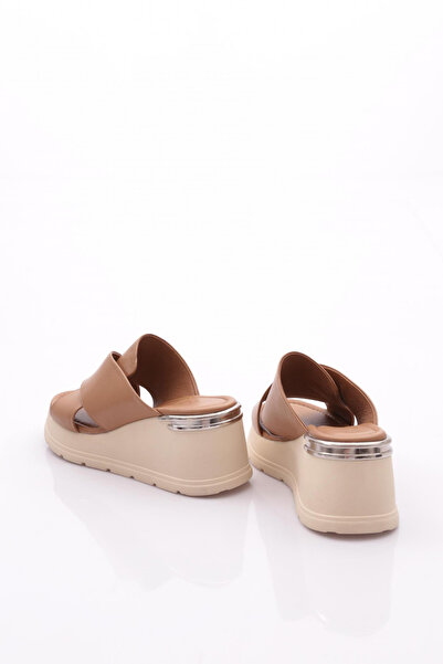 DGN Kadın Kalın Taban Terlik Capıcıno Hakiki Deri 2421035433993