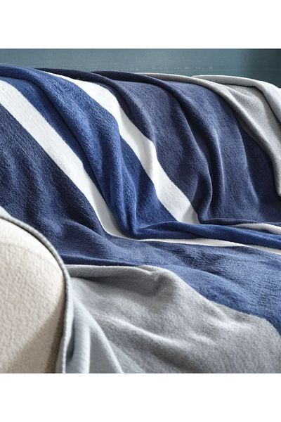 Doqu Home Single Ruby Blanket