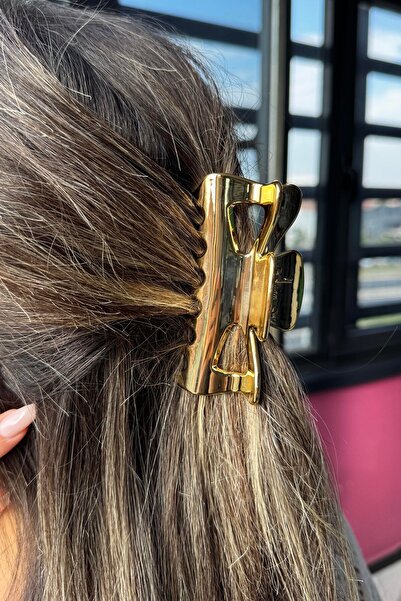 TAKIŞTIR Πόρπη με μανταλάκι με σχήμα πεταλούδας σε χρυσό χρώμα