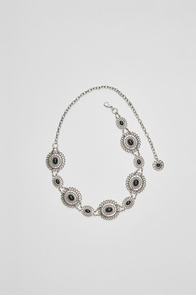 Stradivarius Kontrast metal detaylı kemer