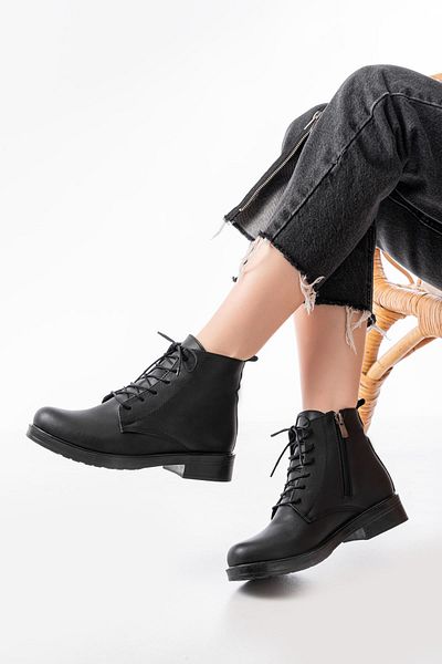 Moda Asmira 165-225 Black Lace-Up Zippered Daily Women's Boots