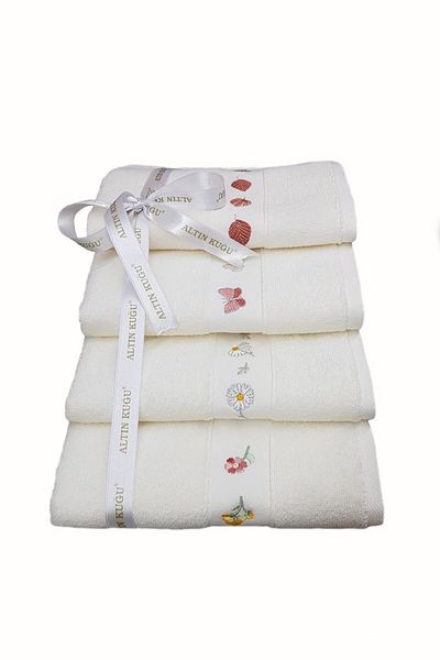 Özdilek 4 Pieces Cream Colored Embroidered Ozdilek Towels