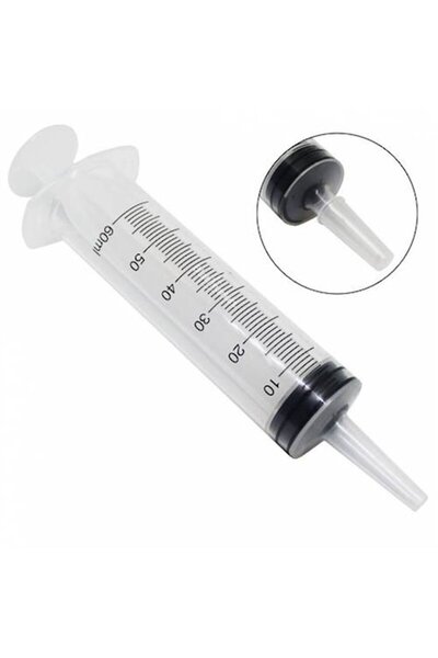 cgp medikal can güven park BERİKA 50 ML ÇAM UÇLU BESLENME ENJEKTÖR 40 ADET