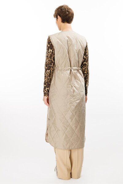 Micca Unique 24 Garni Detaylı Kapitone Uzun Tüm Zamanlar İçin Spor Yelek-Taş