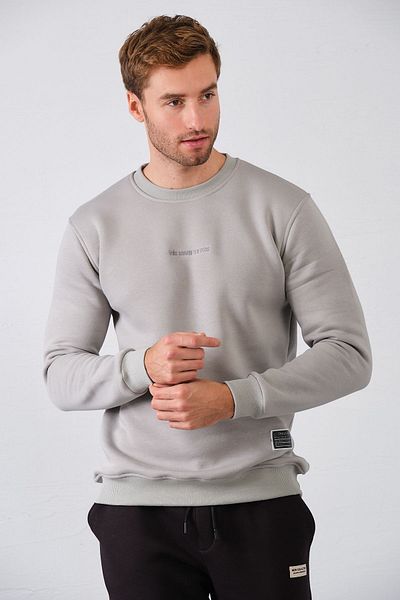 aziso Сив тънък мъжки суитшърт с бродиране - кръгло деколте, повдигната материя с 3 нишки