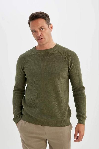 DeFacto Standard Fit Regular Cut Crew Neck Basic Plain Knitwear Sweater A8458Ax24Wn