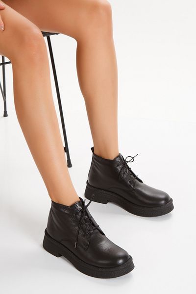 PASSAGE SHOES Γυναικείες κοντές μπότες με κορδόνια από γνήσιο δέρμα σουέτ 5089