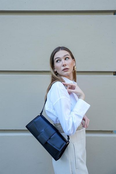 Madamra Černá dámská véčková obdélníková taška