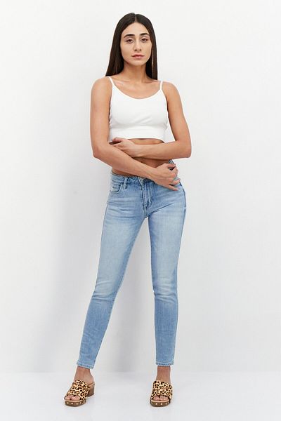 Guess Women Skinny Fit Wash Non-stretchable Denim, Blue
