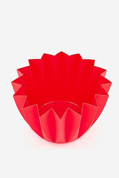 Robert Allen Plastic Starpoint Planter 20 D X 13 H Cm, Red