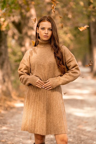 VerdeBlanco Комплект от оребрена плетка и пола - кафяв
