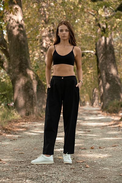 VerdeBlanco Fabric Pleat Detailed Shalwar Trousers Black