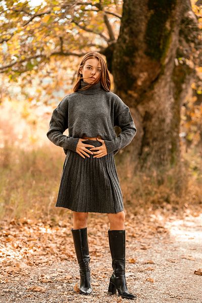 VerdeBlanco Anthracite Ribbed Skirt and Turtleneck Knitwear Sweater Set