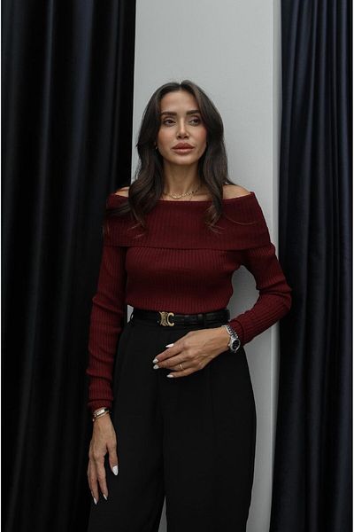 Havoş Tricotaj cu nervuri cu guler Madonna bordeaux