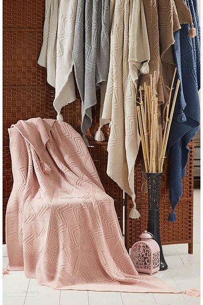 DOUX HOME Pătură TV tricotată Selin Knitwear 6 ciucuri 130 X 170 (ROZ)