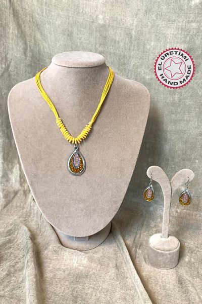 Uretti - Tuğba 9352Handmade Necklace - Earring Set of Two