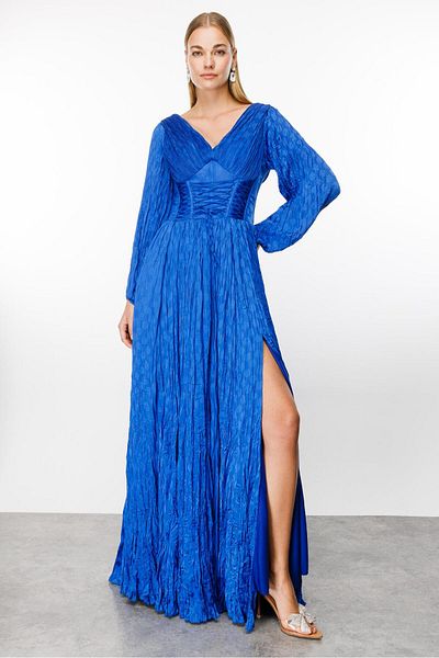 Moda İlgi Saks Colorful Pleated Jacquard Fashionable Dress