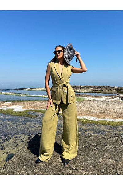 OUZ Fashion Linen Women's Vest and Trousers Set - Waist Belt Detailed
