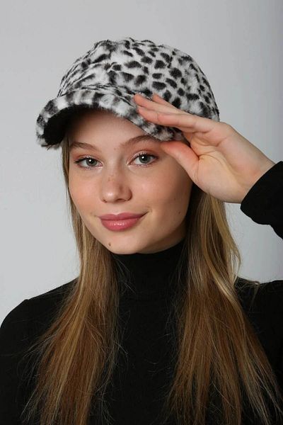 REMSA Rkş-06 Model Women's Plush Cap Hat - Black and White Spotted