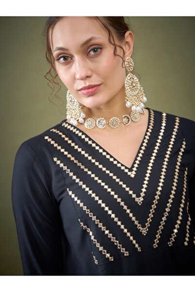 Sassafras By Styli Embroidered V Neck A-Line Top & Wide Leg Pants Co-Ord